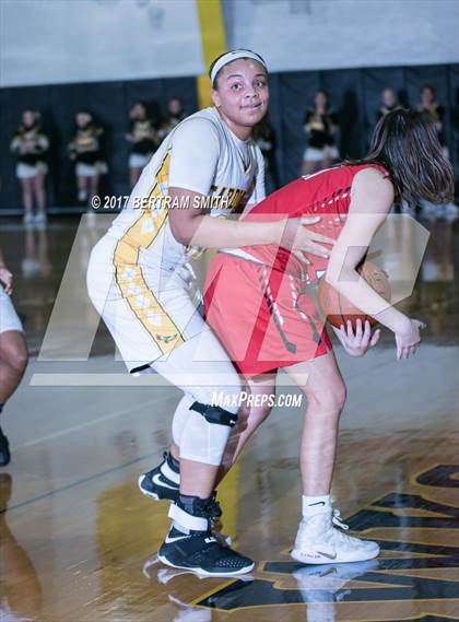 Thumbnail 3 in Jamesville-DeWitt @ Cardinal O'Hara photogallery.