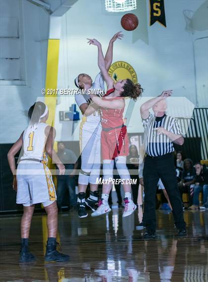 Thumbnail 3 in Jamesville-DeWitt @ Cardinal O'Hara photogallery.