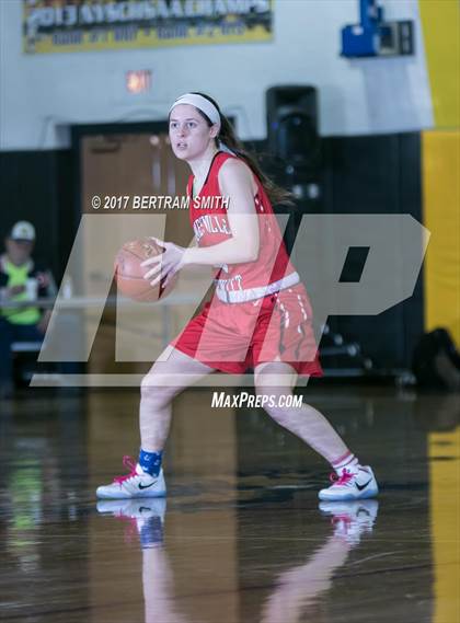 Thumbnail 2 in Jamesville-DeWitt @ Cardinal O'Hara photogallery.