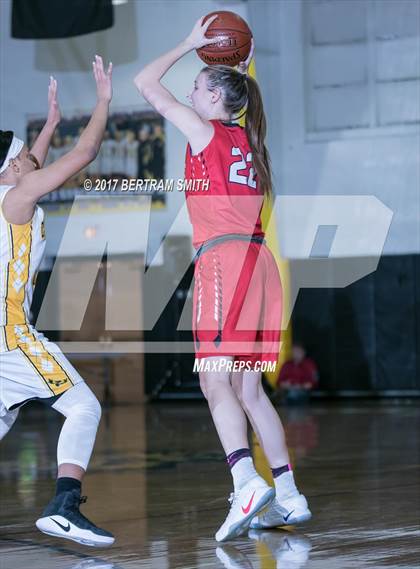 Thumbnail 3 in Jamesville-DeWitt @ Cardinal O'Hara photogallery.
