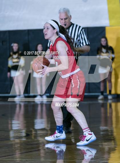 Thumbnail 1 in Jamesville-DeWitt @ Cardinal O'Hara photogallery.