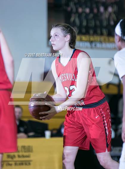Thumbnail 3 in Jamesville-DeWitt @ Cardinal O'Hara photogallery.