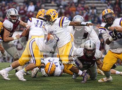 Thumbnail 3 in Alcoa vs. Covington (TSSAA Division I Class 3A Final)  photogallery.