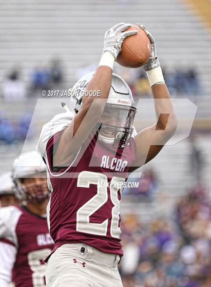 Thumbnail 3 in Alcoa vs. Covington (TSSAA Division I Class 3A Final)  photogallery.