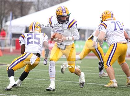 Thumbnail 3 in Alcoa vs. Covington (TSSAA Division I Class 3A Final)  photogallery.