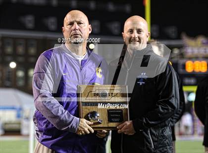 Thumbnail 1 in Alcoa vs. Covington (TSSAA Division I Class 3A Final)  photogallery.