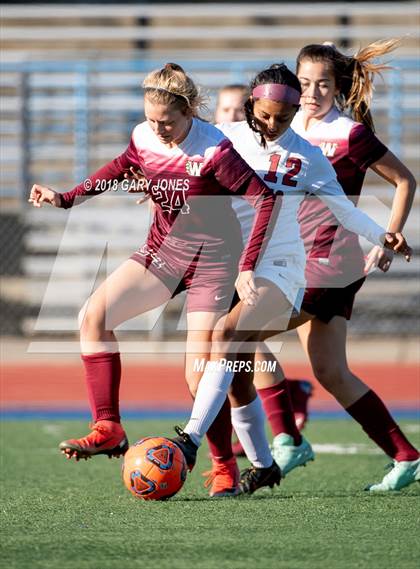 Thumbnail 2 in Whitney vs. Laguna Creek (Rocklin Invitational) photogallery.