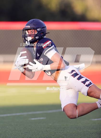 Thumbnail 2 in Davenport @ Wimberley (Scrimmage) photogallery.
