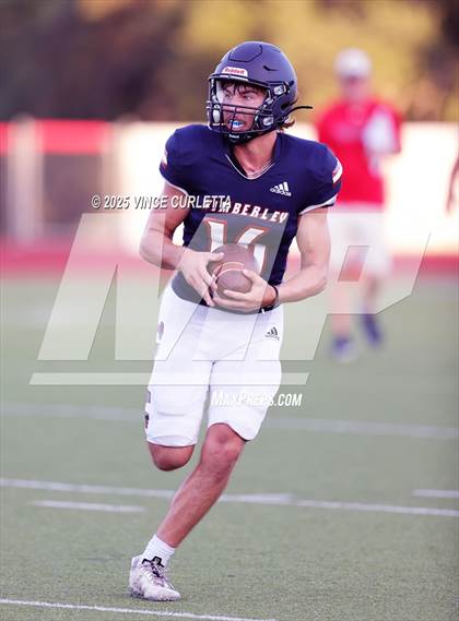 Thumbnail 2 in Davenport @ Wimberley (Scrimmage) photogallery.