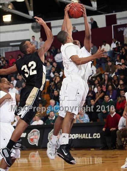 Thumbnail 1 in Commerce vs. Central (Hoophall Classic) photogallery.