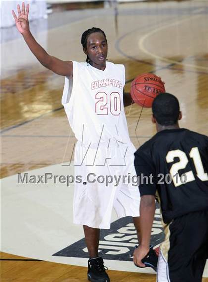 Thumbnail 3 in Commerce vs. Central (Hoophall Classic) photogallery.