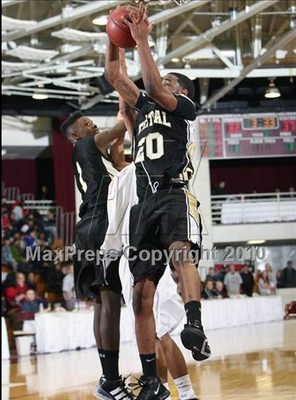 Thumbnail 1 in Commerce vs. Central (Hoophall Classic) photogallery.