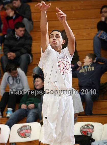Thumbnail 2 in Commerce vs. Central (Hoophall Classic) photogallery.