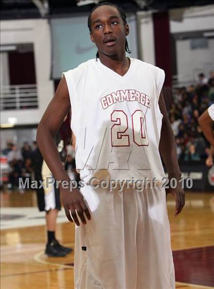 Thumbnail 3 in Commerce vs. Central (Hoophall Classic) photogallery.
