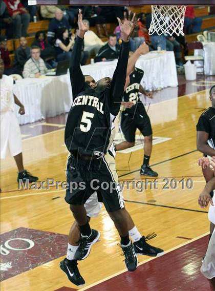 Thumbnail 2 in Commerce vs. Central (Hoophall Classic) photogallery.