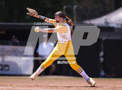 Thumbnail 2 in Hernando vs. Ocean Springs (MHSAA Class 7A Final) photogallery.