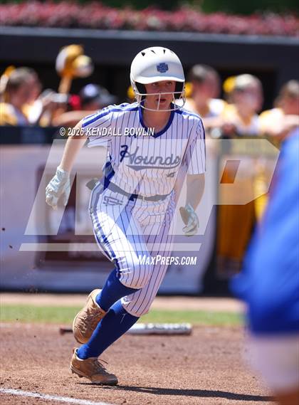 Thumbnail 1 in Hernando vs. Ocean Springs (MHSAA Class 7A Final) photogallery.