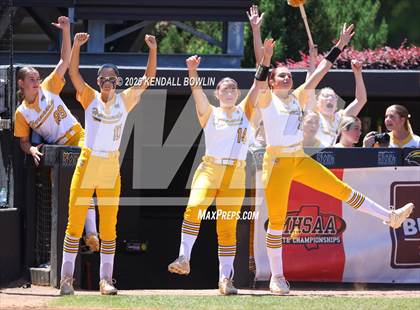Thumbnail 1 in Hernando vs. Ocean Springs (MHSAA Class 7A Final) photogallery.