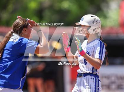 Thumbnail 3 in Hernando vs. Ocean Springs (MHSAA Class 7A Final) photogallery.