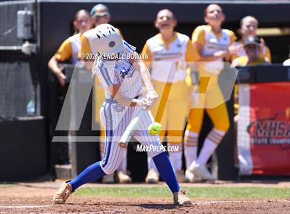 Thumbnail 2 in Hernando vs. Ocean Springs (MHSAA Class 7A Final) photogallery.