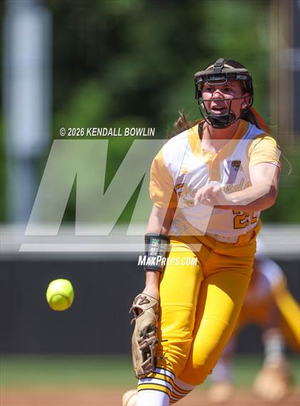 Thumbnail 2 in Hernando vs. Ocean Springs (MHSAA Class 7A Final) photogallery.