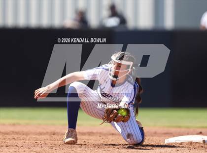 Thumbnail 2 in Hernando vs. Ocean Springs (MHSAA Class 7A Final) photogallery.