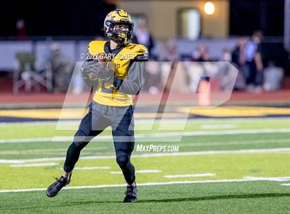 Thumbnail 3 in Del Oro vs. Granite Bay (CIF SJS D2 Semifinal) photogallery.