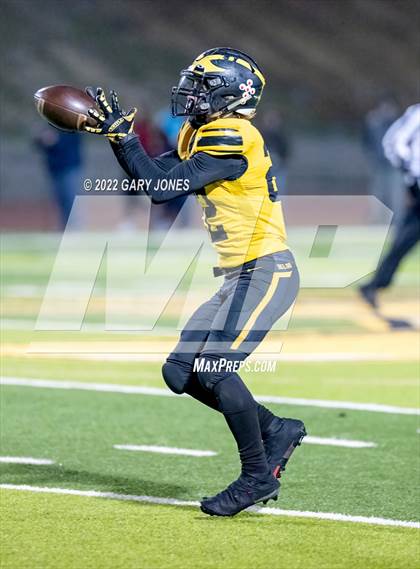 Thumbnail 2 in Del Oro vs. Granite Bay (CIF SJS D2 Semifinal) photogallery.