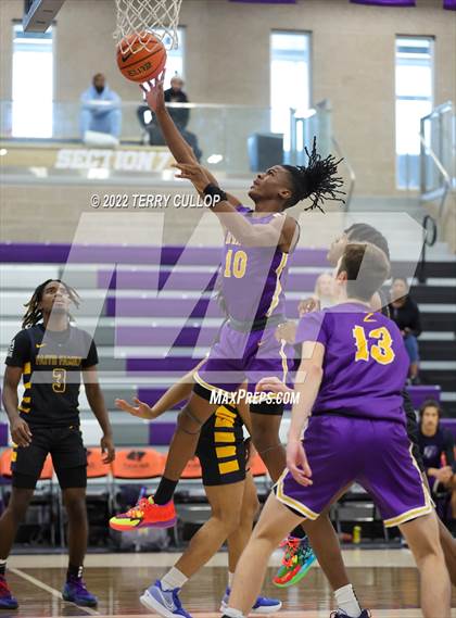 Thumbnail 3 in Durango vs. Oak Cliff Faith Family Academy (Utah Holiday Hoopfest) photogallery.