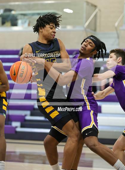 Thumbnail 3 in Durango vs. Oak Cliff Faith Family Academy (Utah Holiday Hoopfest) photogallery.