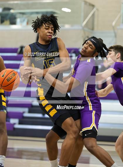 Thumbnail 1 in Durango vs. Oak Cliff Faith Family Academy (Utah Holiday Hoopfest) photogallery.