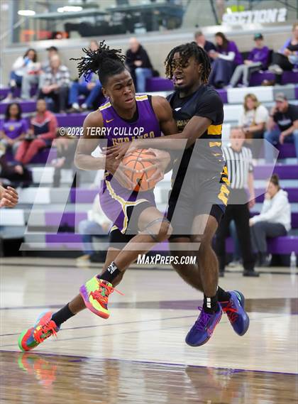 Thumbnail 1 in Durango vs. Oak Cliff Faith Family Academy (Utah Holiday Hoopfest) photogallery.