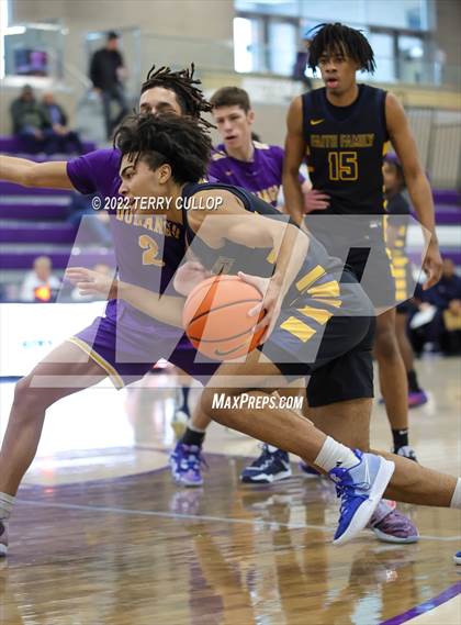 Thumbnail 3 in Durango vs. Oak Cliff Faith Family Academy (Utah Holiday Hoopfest) photogallery.