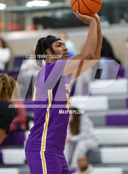 Thumbnail 1 in Durango vs. Oak Cliff Faith Family Academy (Utah Holiday Hoopfest) photogallery.