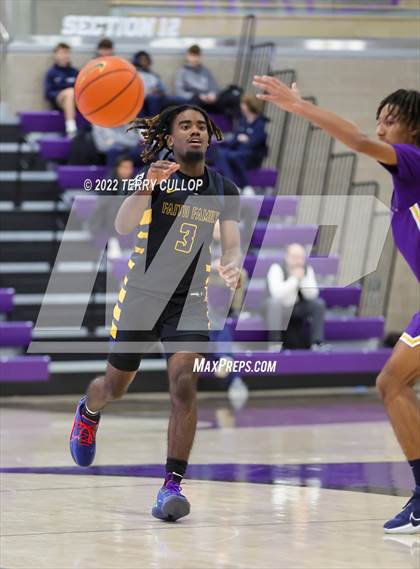 Thumbnail 2 in Durango vs. Oak Cliff Faith Family Academy (Utah Holiday Hoopfest) photogallery.
