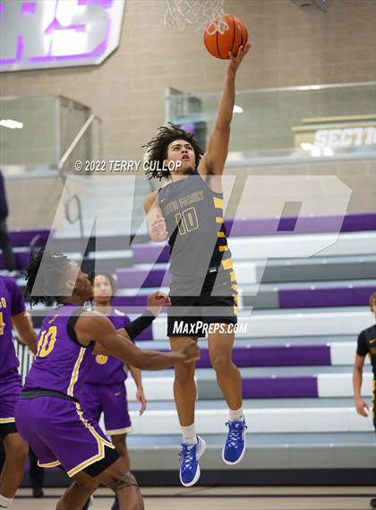 Thumbnail 1 in Durango vs. Oak Cliff Faith Family Academy (Utah Holiday Hoopfest) photogallery.