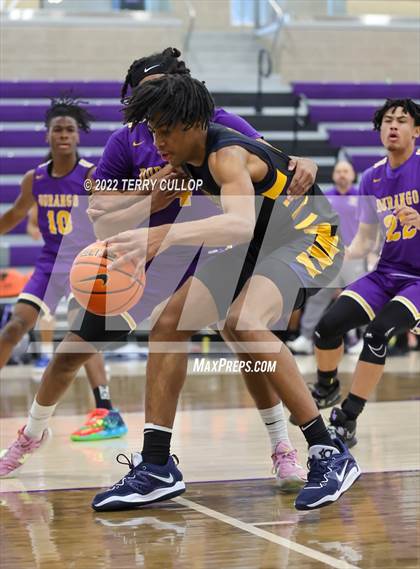 Thumbnail 1 in Durango vs. Oak Cliff Faith Family Academy (Utah Holiday Hoopfest) photogallery.