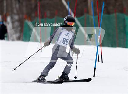 Thumbnail 1 in NYSPHAA Section V Class A&B Slalom Final (First Run) photogallery.