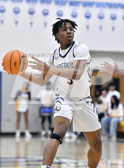 Thumbnail 2 in Woodcreek @ Inderkum photogallery.