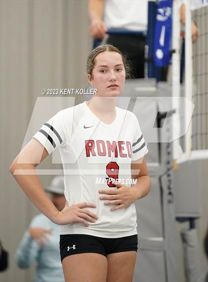 Thumbnail 3 in Lakeland vs. Romeo photogallery.