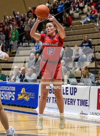 Thumbnail 1 in Hornell vs. Chenango Forks (NYSPHSAA Class B State Semi-Final) photogallery.