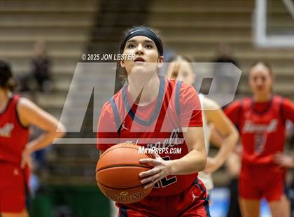 Thumbnail 2 in Hornell vs. Chenango Forks (NYSPHSAA Class B State Semi-Final) photogallery.