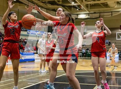 Thumbnail 1 in Hornell vs. Chenango Forks (NYSPHSAA Class B State Semi-Final) photogallery.