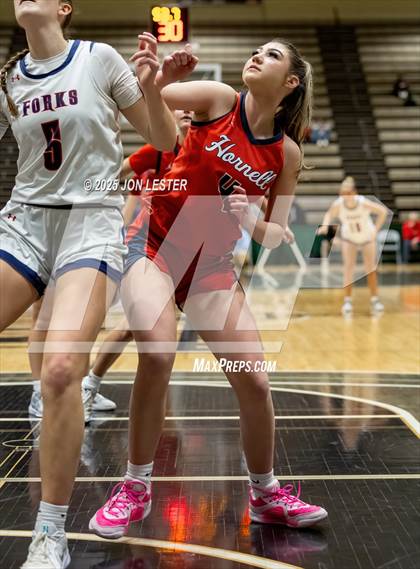 Thumbnail 2 in Hornell vs. Chenango Forks (NYSPHSAA Class B State Semi-Final) photogallery.