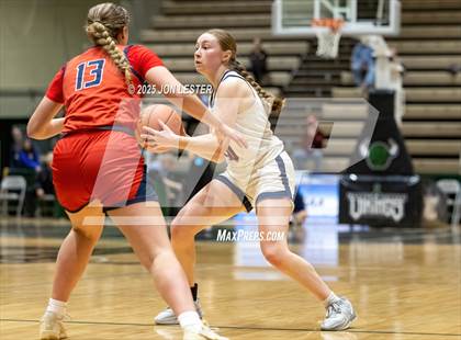 Thumbnail 1 in Hornell vs. Chenango Forks (NYSPHSAA Class B State Semi-Final) photogallery.