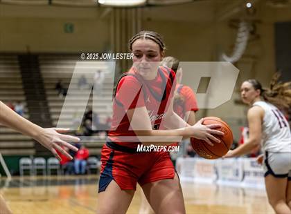 Thumbnail 3 in Hornell vs. Chenango Forks (NYSPHSAA Class B State Semi-Final) photogallery.