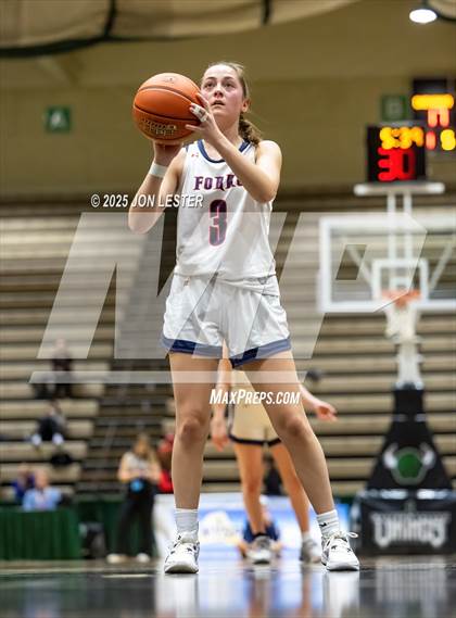 Thumbnail 3 in Hornell vs. Chenango Forks (NYSPHSAA Class B State Semi-Final) photogallery.