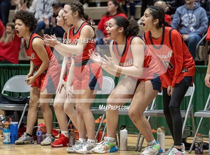 Thumbnail 1 in Hornell vs. Chenango Forks (NYSPHSAA Class B State Semi-Final) photogallery.