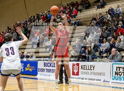 Thumbnail 2 in Hornell vs. Chenango Forks (NYSPHSAA Class B State Semi-Final) photogallery.