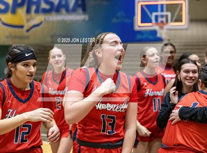 Thumbnail 2 in Hornell vs. Chenango Forks (NYSPHSAA Class B State Semi-Final) photogallery.
